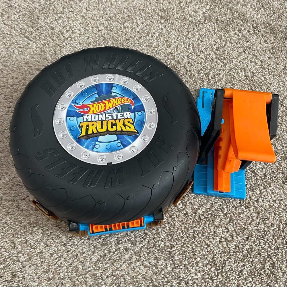 Kids Playset Vehicle Track – Multi-Color Action Ramp - Picture 4 of 4